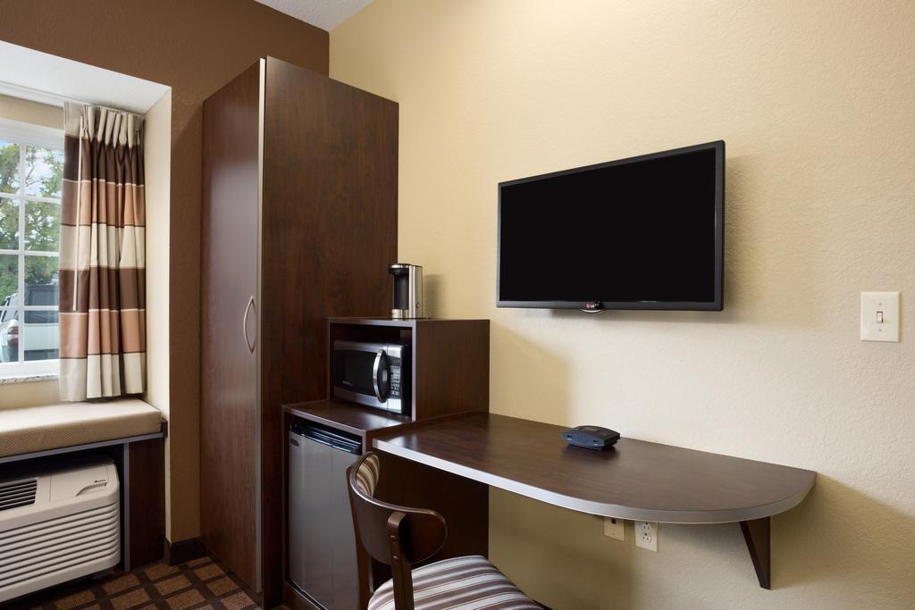 Microtel Inn & Suites By Wyndham Williston Room photo