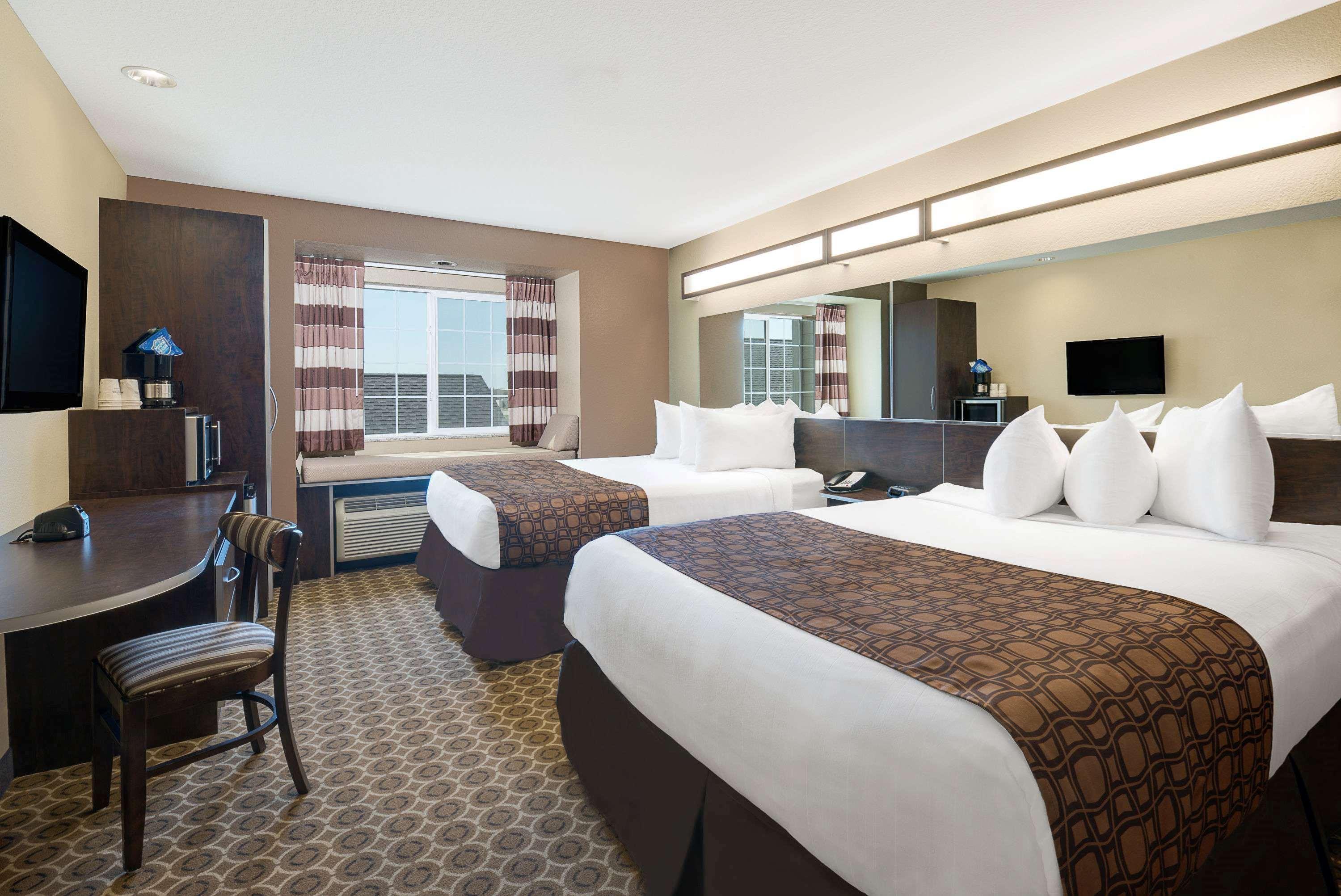 Microtel Inn & Suites By Wyndham Williston Exterior photo