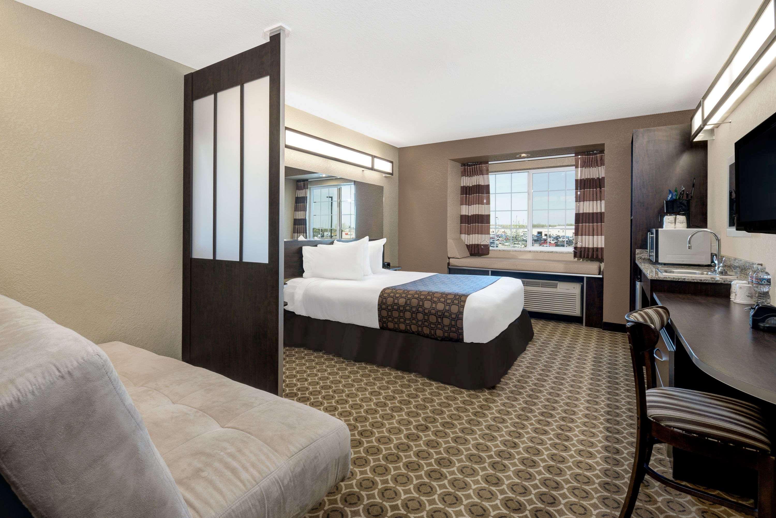 Microtel Inn & Suites By Wyndham Williston Exterior photo