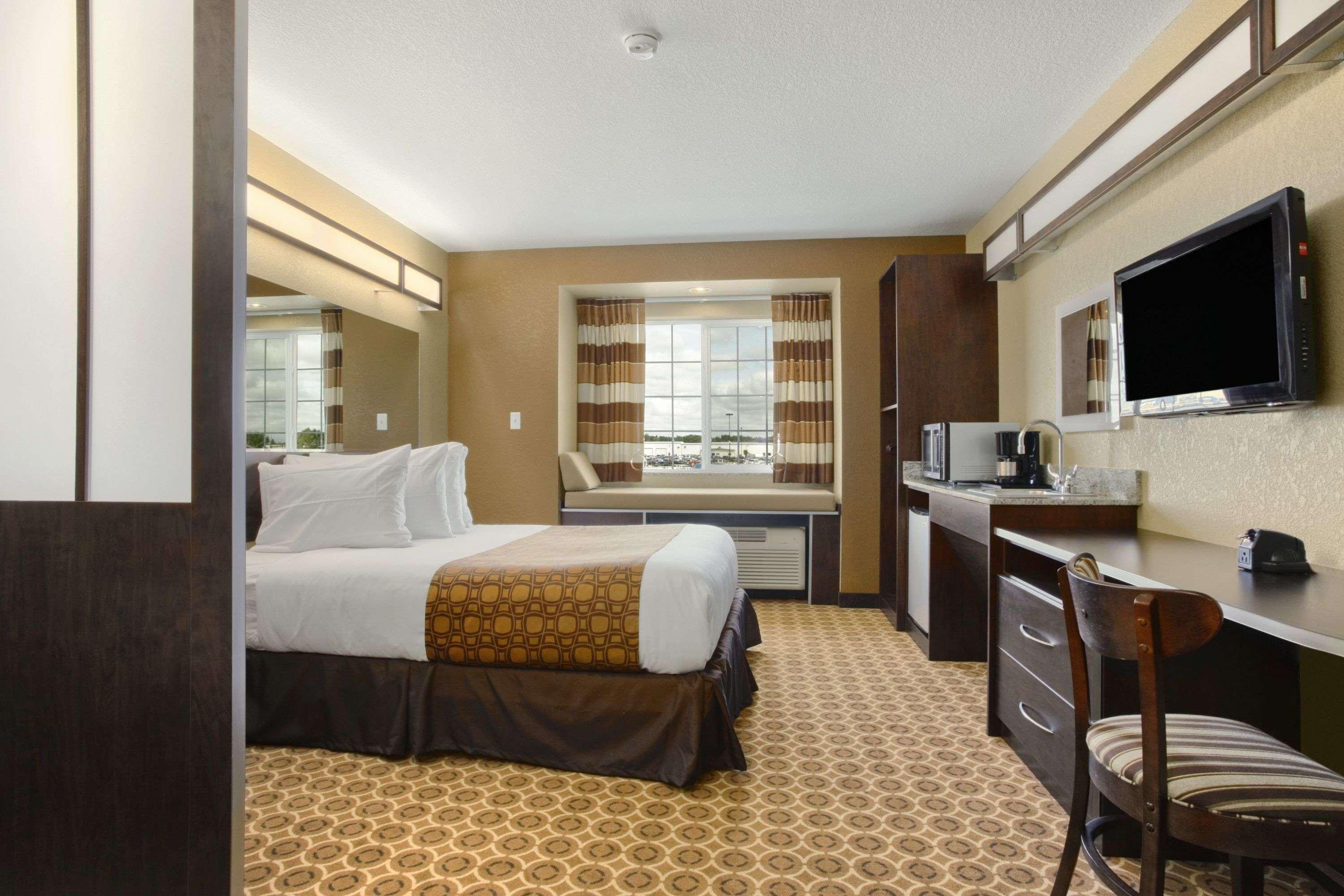 Microtel Inn & Suites By Wyndham Williston Room photo