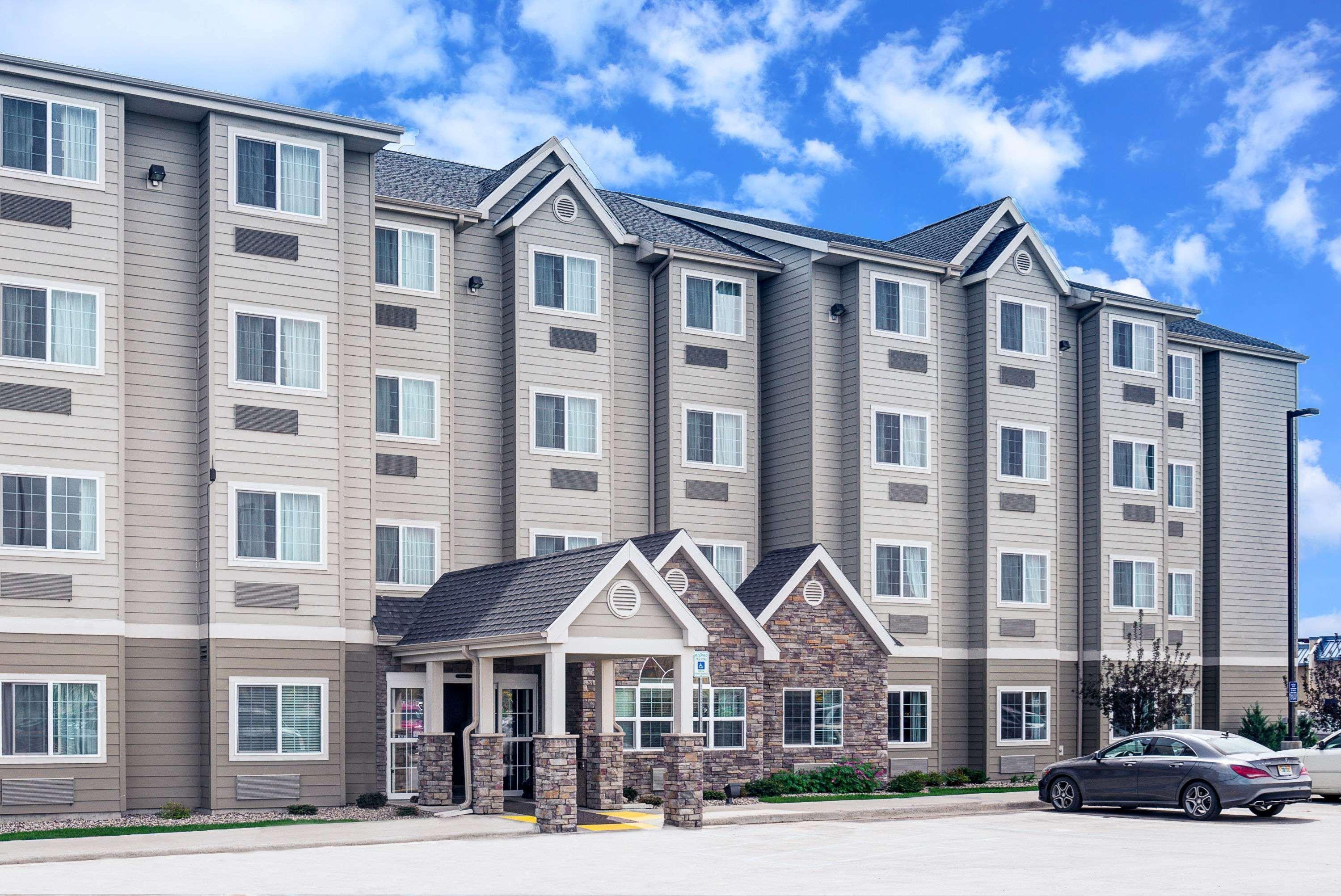 Microtel Inn & Suites By Wyndham Williston Exterior photo